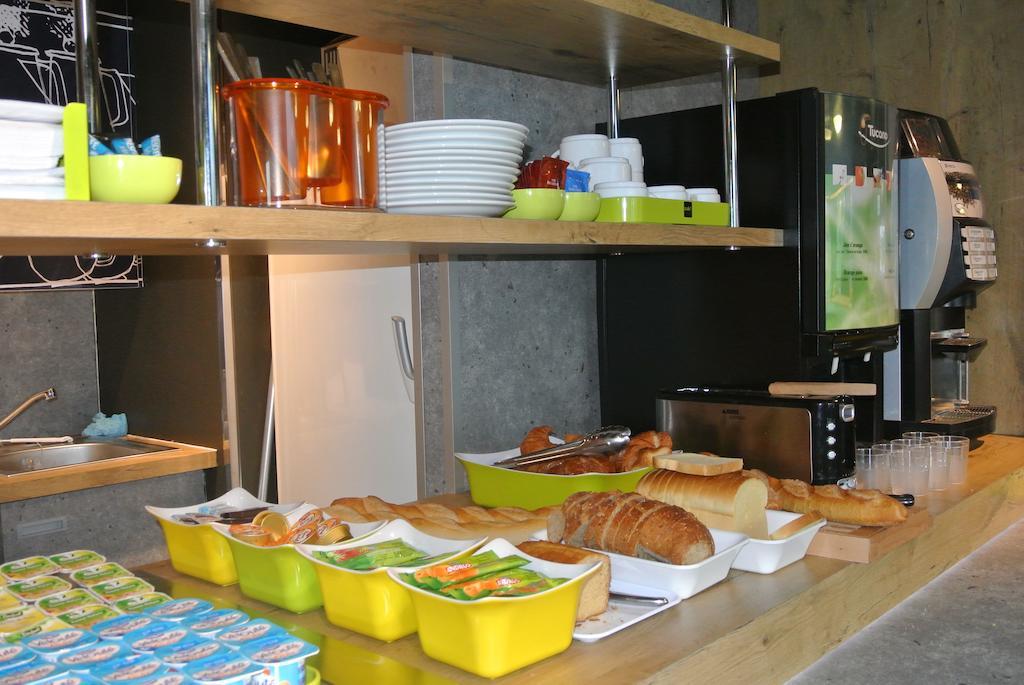 Ibis Budget Chambery Sud Challes Les Eaux Ngoại thất bức ảnh