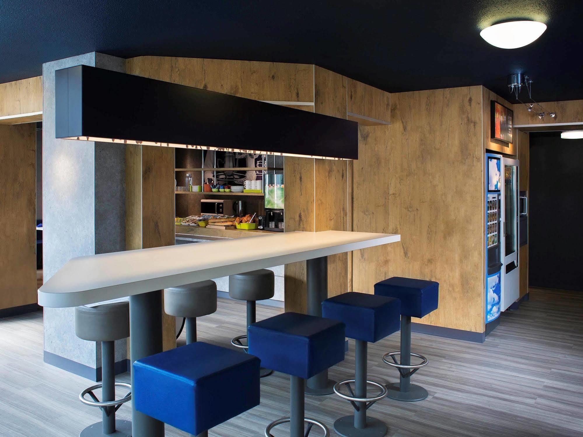 Ibis Budget Chambery Sud Challes Les Eaux Ngoại thất bức ảnh